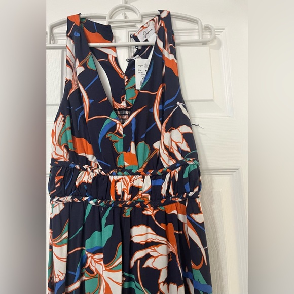 Long Maxi dress! - Picture 3 of 8